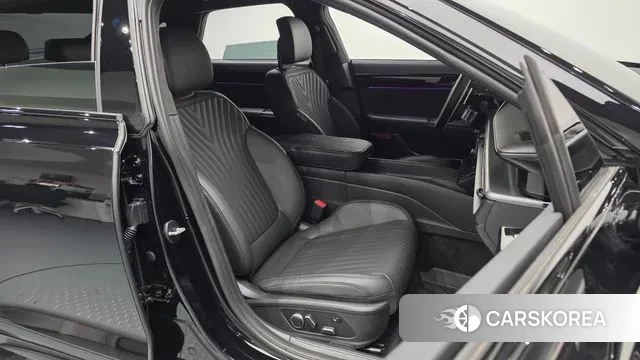 Hyundai Grandeur Hybrid (GN7) id 3436790 из Кореи 20