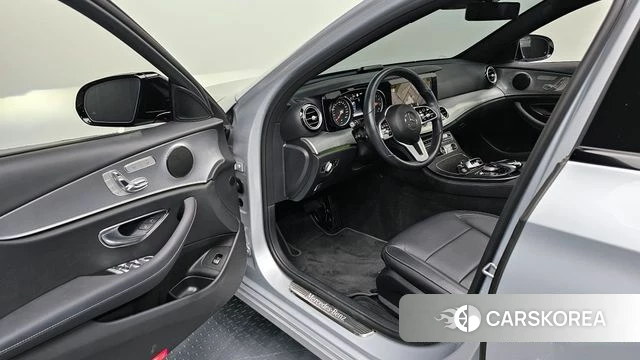 Mercedes-Benz E-Class W213 id 3916549 из Кореи 20