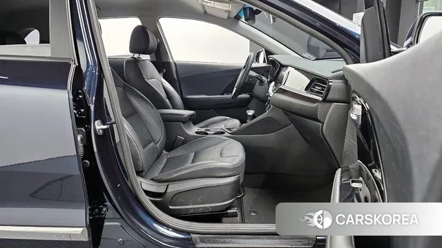 Kia The New Niro id 3540171 из Кореи 20