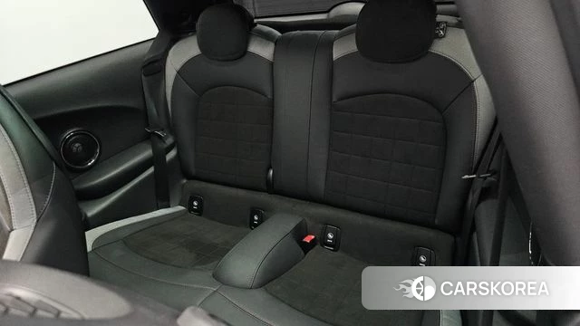 Mini Cooper S id 4794019 из Кореи 31
