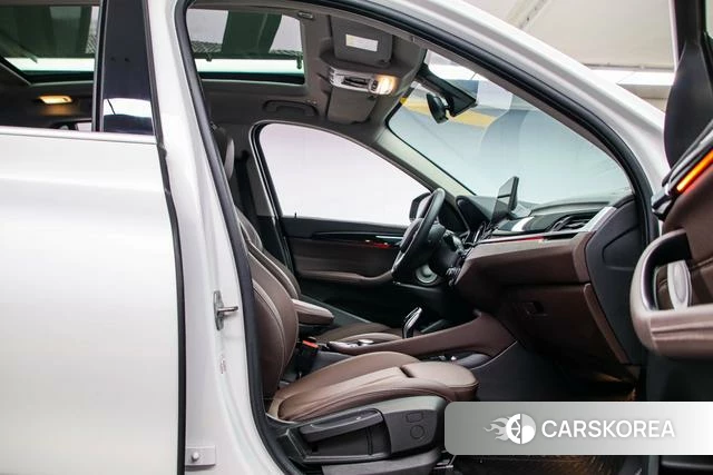 BMW X1 id 4297581 из Китая 25