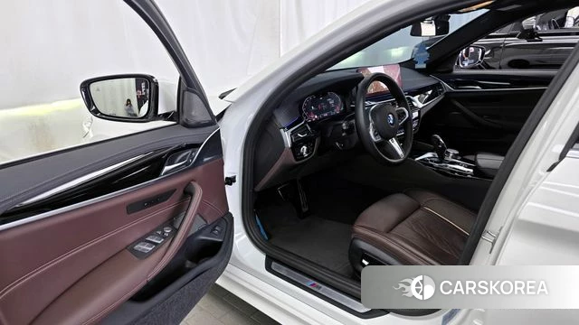 BMW 5 Series (G30) id 4395181 из Кореи 20