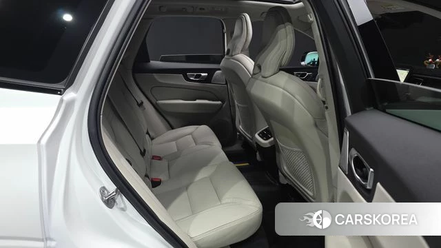Volvo XC60 second Generation id 4427057 из Кореи 37