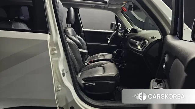 Jeep Renegade id 3297544 из Кореи 20