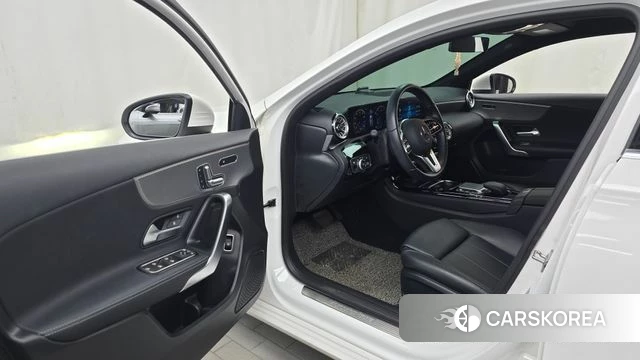 Mercedes-Benz A-Class W177 id 4775136 из Кореи 32