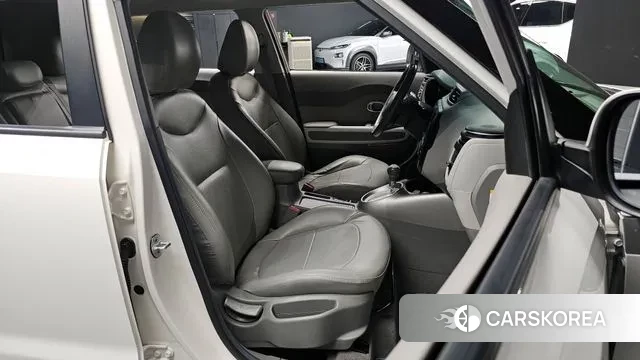 Kia Soul EV id 3386170 из Кореи 20