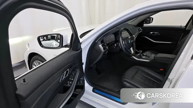 BMW 3 Series (G20) id 3138435 из Кореи 20