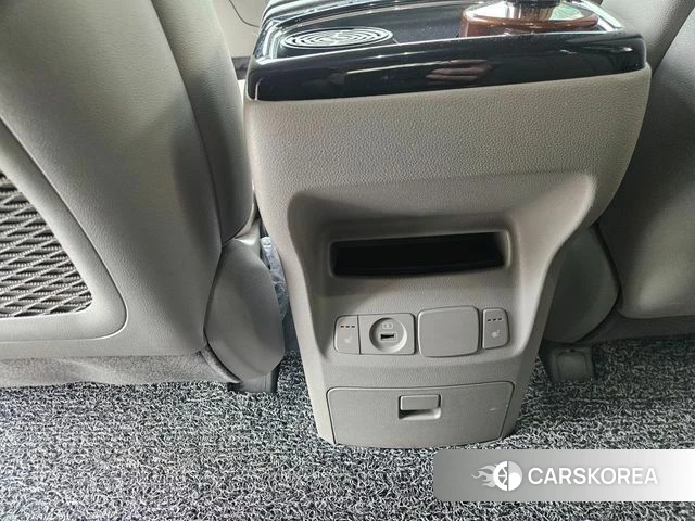 Kia The New Carnival id 4188219 из Кореи 10