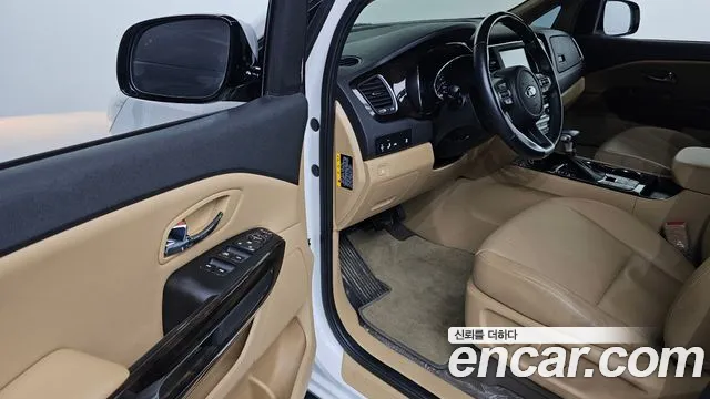 Kia The New Carnival id 2485219 из Кореи 20