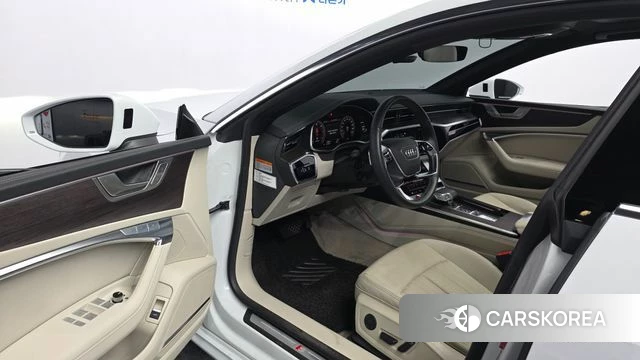 Audi A7 (4K) id 4697209 из Кореи 32