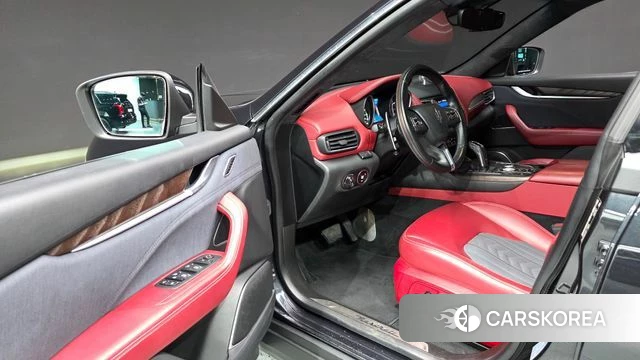 Maserati Levante id 4759335 из Кореи 33