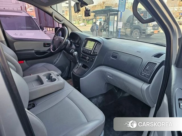 Hyundai The New Grand Starex id 3873682 из Кореи 20