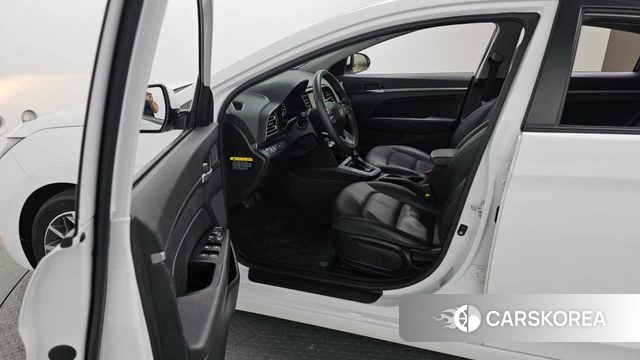 Hyundai The New Avante AD id 3879688 из Кореи 20