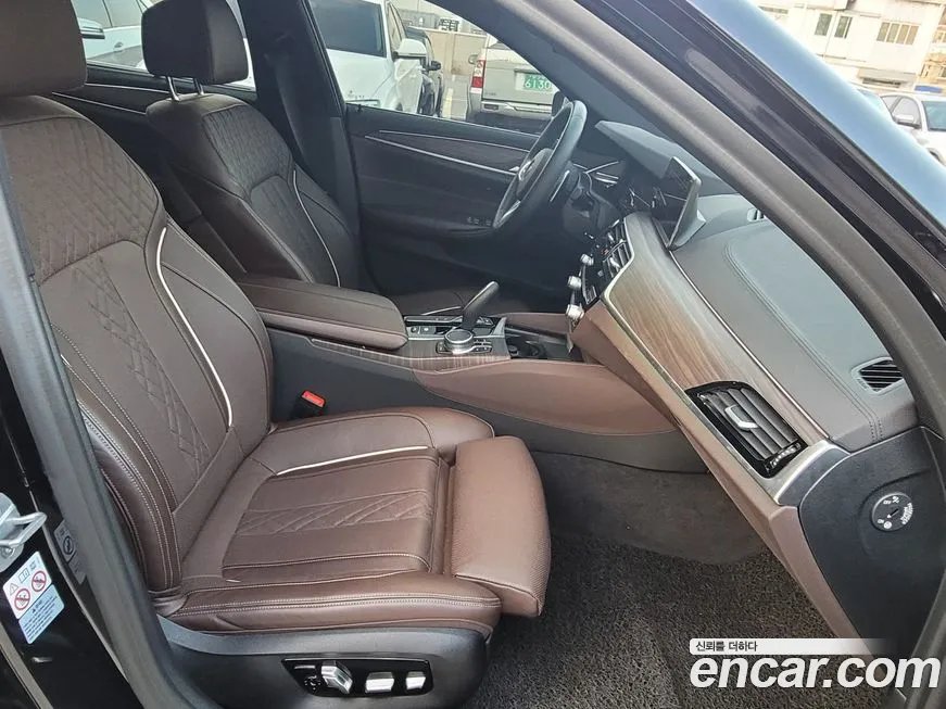 BMW 5 Series (G30) id 1995801 из Кореи 19