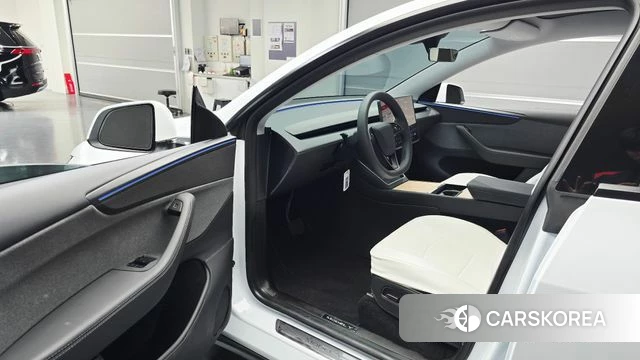 Tesla Model Y id 4380876 из Кореи 33