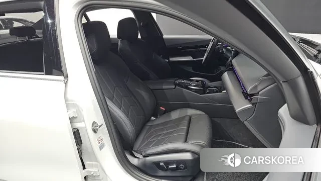 BMW 5 Series (G60) id 3400059 из Кореи 20