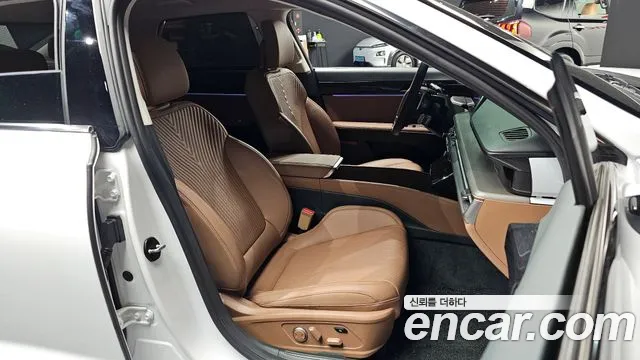 Hyundai Grandeur Hybrid (GN7) id 2735655 из Кореи 20