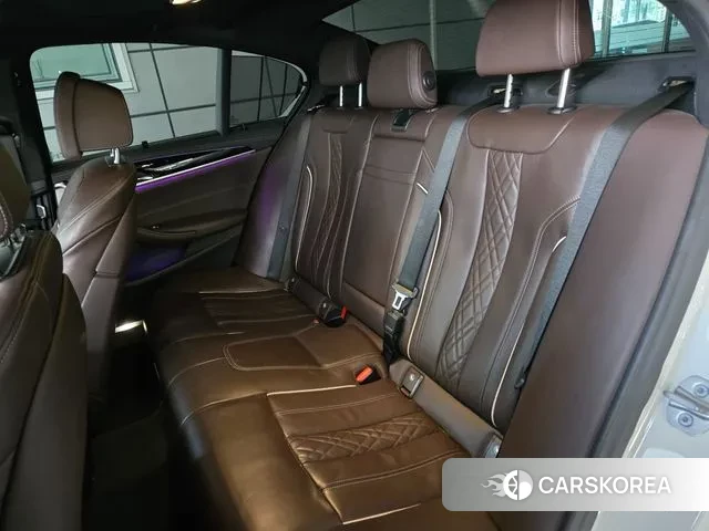 BMW 5 Series (G30) id 3518238 из Кореи 15