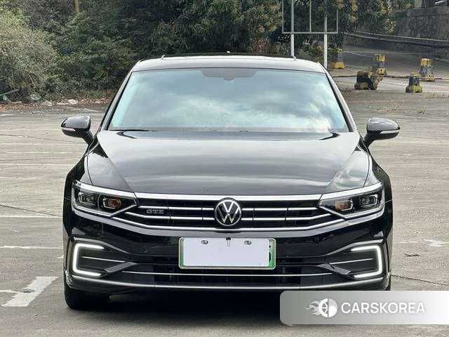 Volkswagen Magotan PHEV id 4261878 из Китая 16