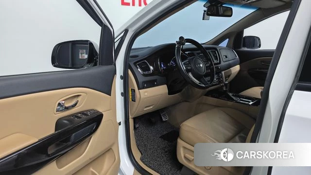 Kia The New Carnival id 4520353 из Кореи 20