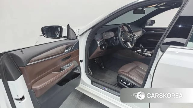 BMW 6 Series GT (G32) id 4019599 из Кореи 20