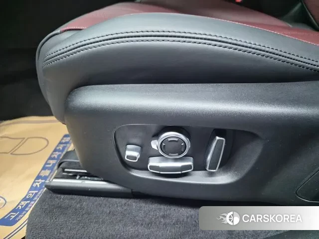 Land Rover Range Rover Velar id 3471868 из Кореи 20