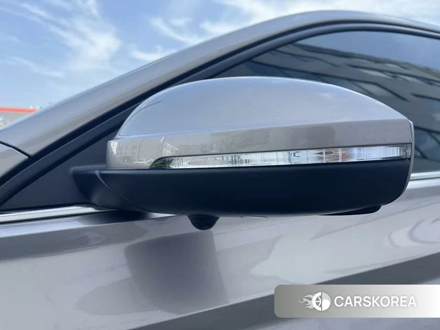 Volkswagen Sagitar id 4392021 из Китая 32