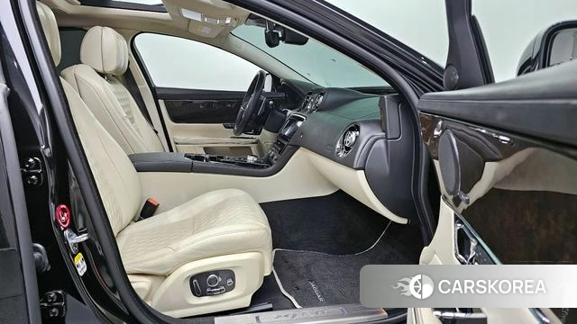 Jaguar All New XJ id 3873651 из Кореи 20