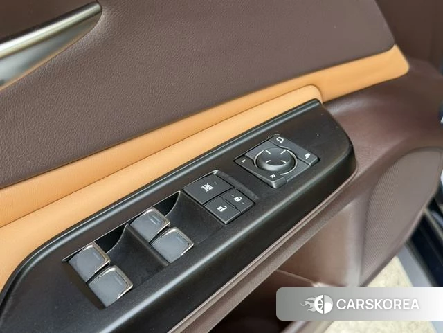 Lexus ES id 4279098 из Китая 19
