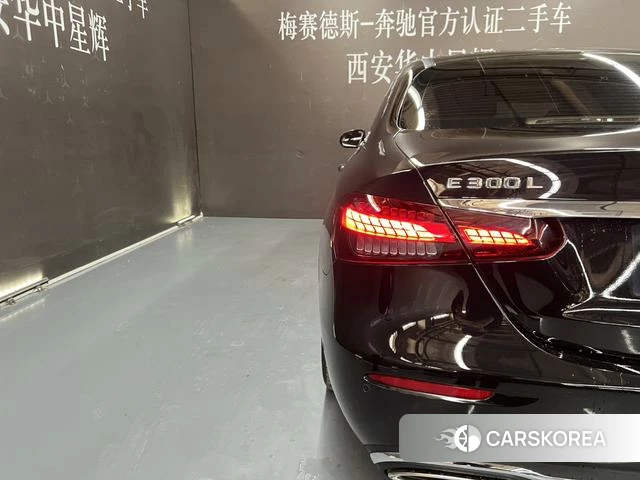 Mercedes-Benz E-class id 4275532 из Китая 19