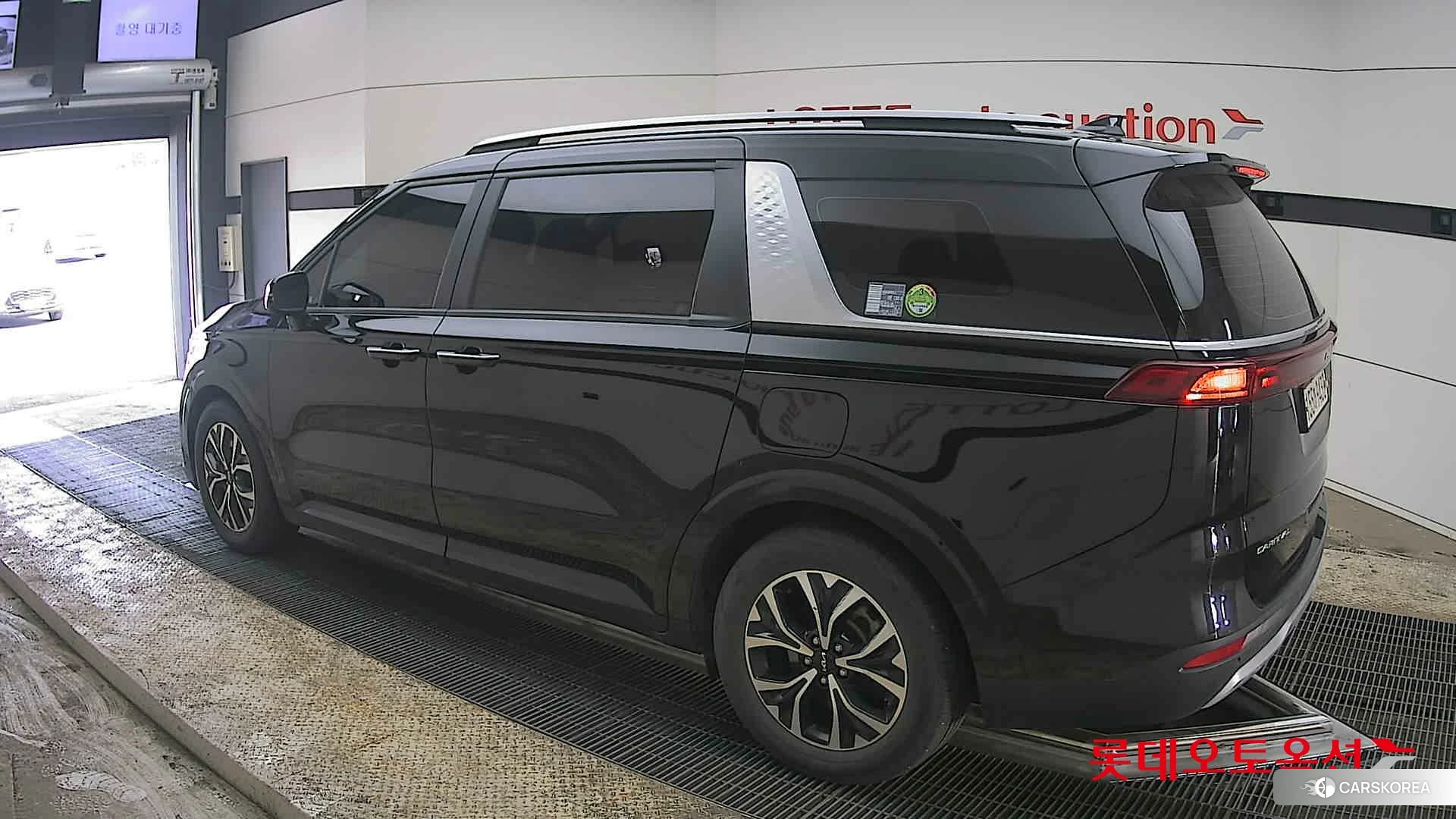 Kia Carnival id 3875751 из Кореи 37