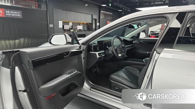 Hyundai Grandeur (GN7) id 3922502 из Кореи 20