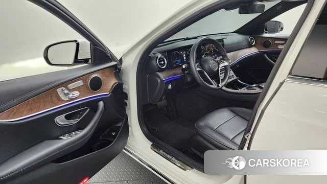 Mercedes-Benz E-Class W213 id 4400879 из Кореи 20