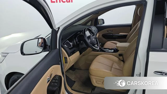 Kia The New Carnival id 4417307 из Кореи 32