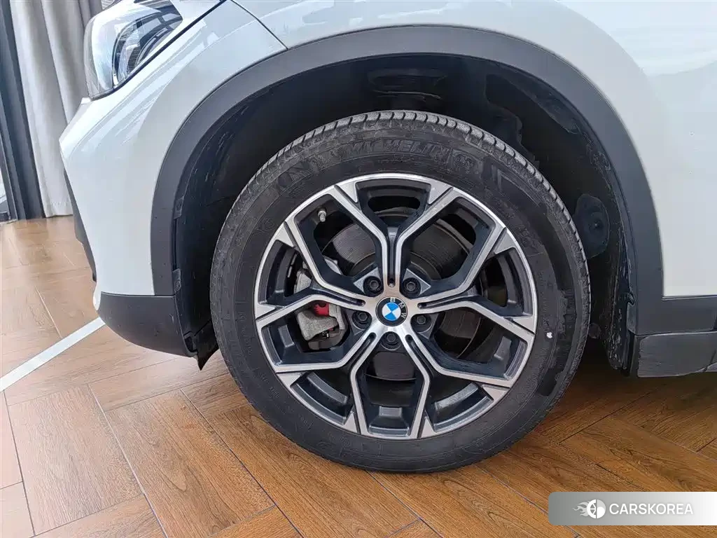BMW X1 id 4601915 из Китая 16