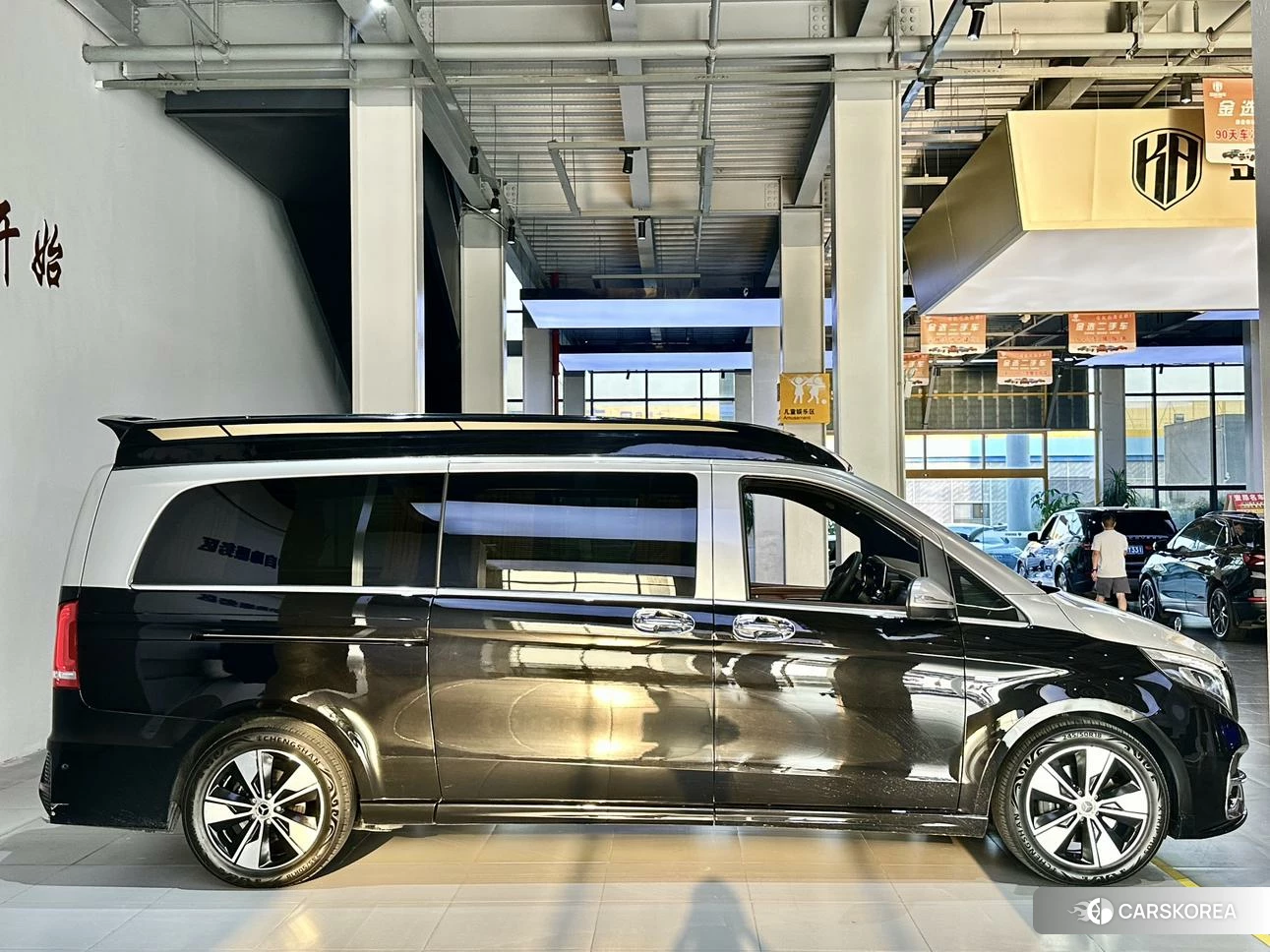 Mercedes-Benz V-class id 4426710 из Китая 21