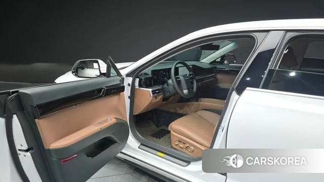 Hyundai Grandeur Hybrid (GN7) id 4921002 из Кореи 31