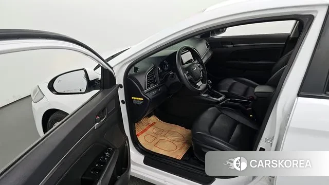 Hyundai Avante AD id 2971425 из Кореи 20