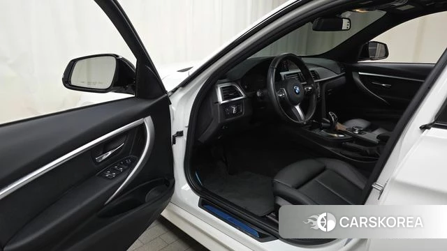 BMW 3 Series (F30) id 4020266 из Кореи 20