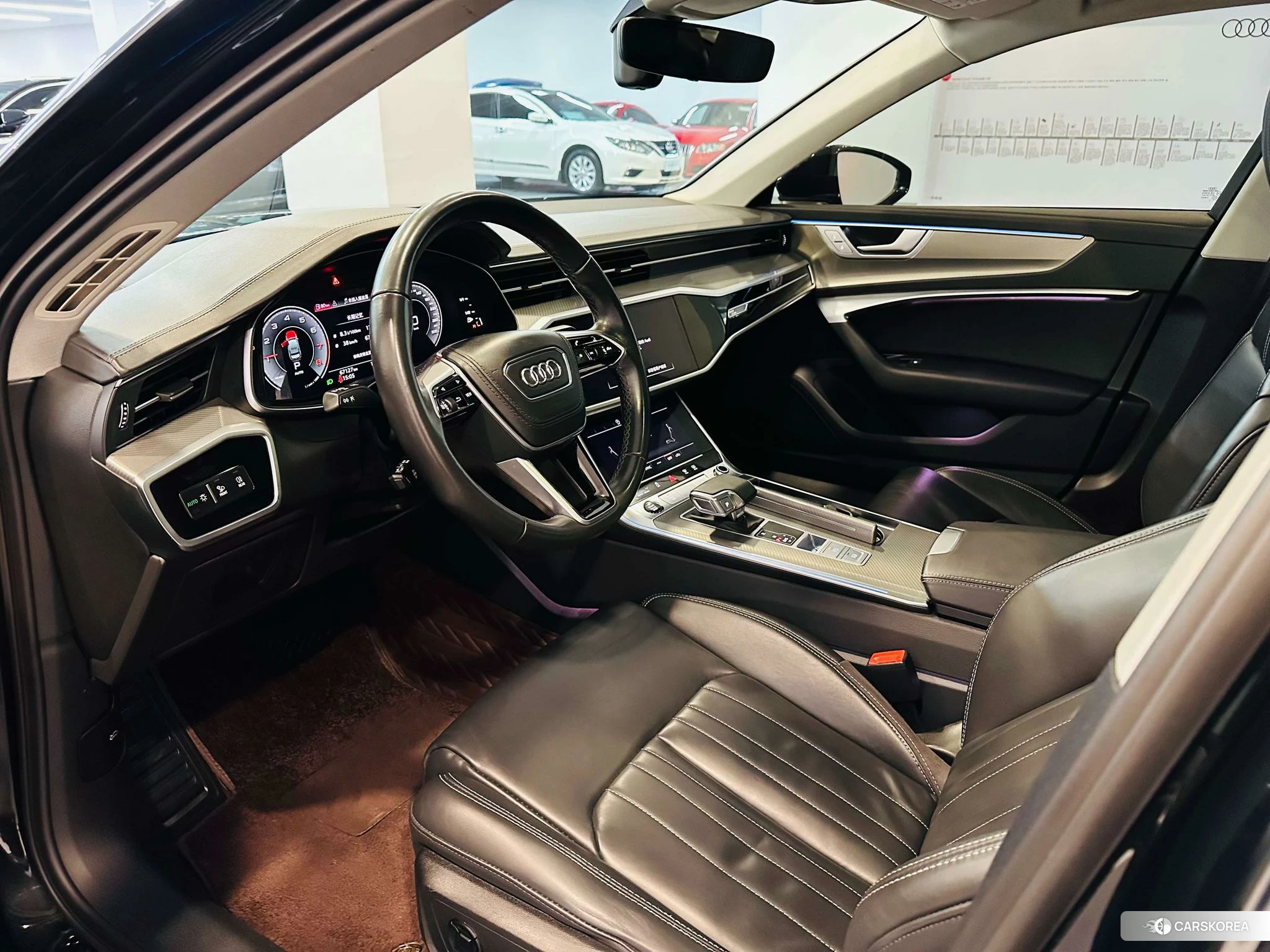 Audi A6L id 4453833 из Китая 18
