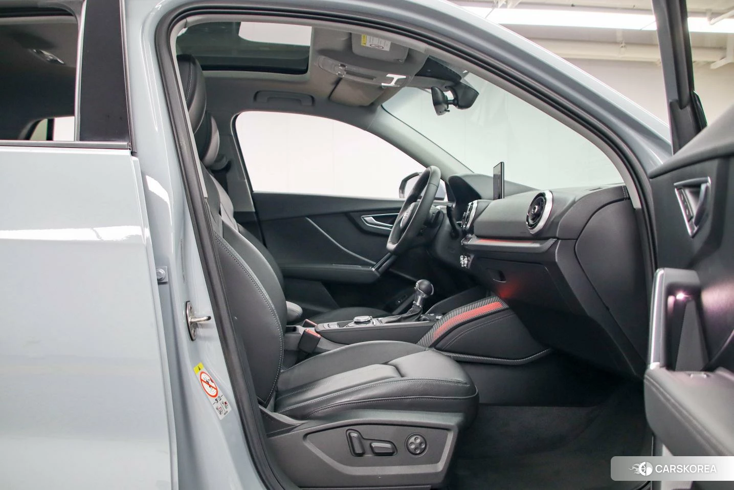 Audi Q2L id 4473504 из Китая 23