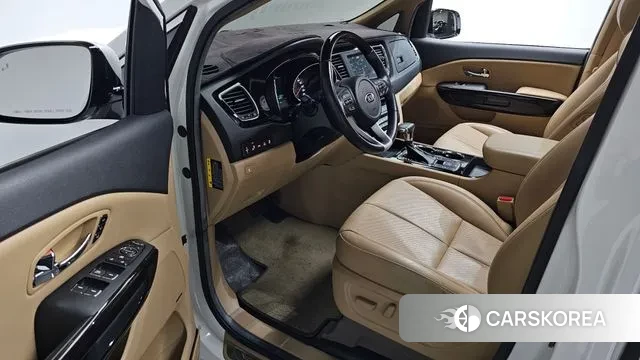 Kia The New Carnival id 3728660 из Кореи 20