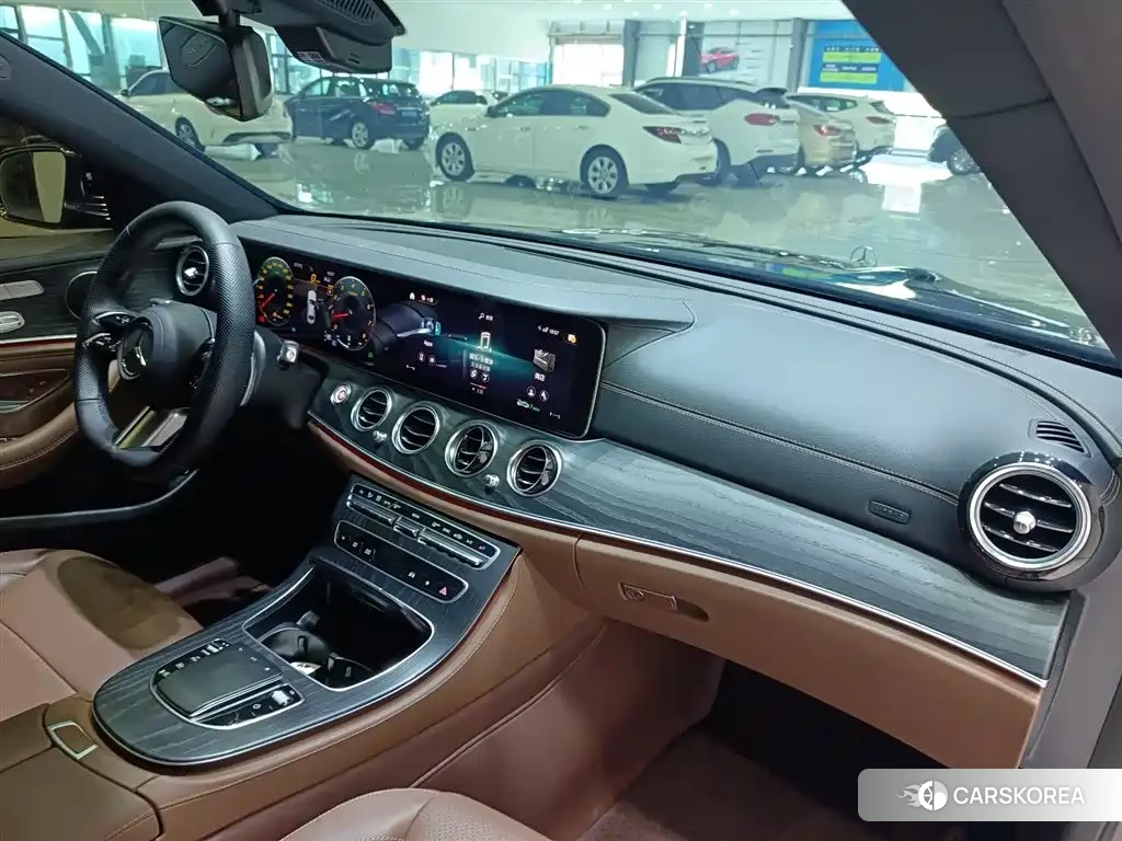 Mercedes-Benz E-Class id 4644616 из Китая 17