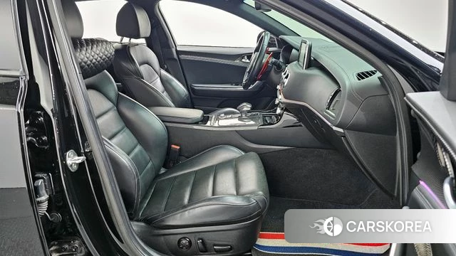 Kia Stinger id 3861814 из Кореи 20