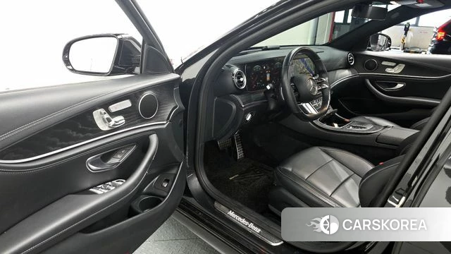 Mercedes-Benz E-Class W213 id 4310134 из Кореи 32