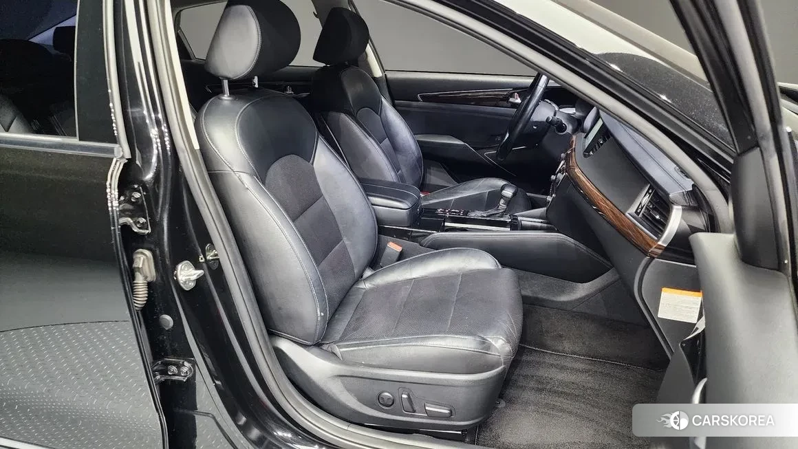 Kia All New K7 Hybrid id 1408310 из Кореи 20