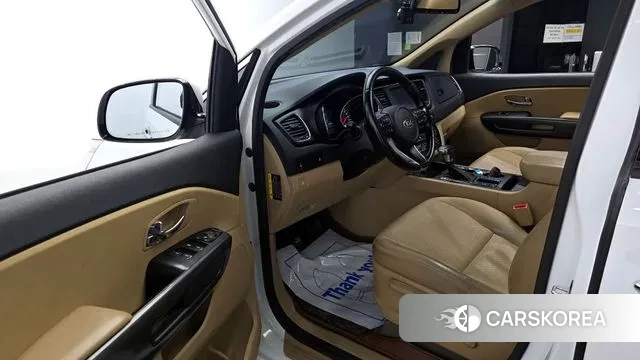 Kia The New Carnival id 3779154 из Кореи 20