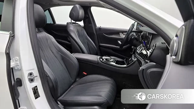 Mercedes-Benz E-Class W213 id 3708517 из Кореи 20