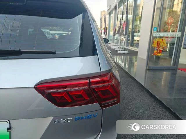 Volkswagen Tiguan L PHEV id 4210748 из Китая 13
