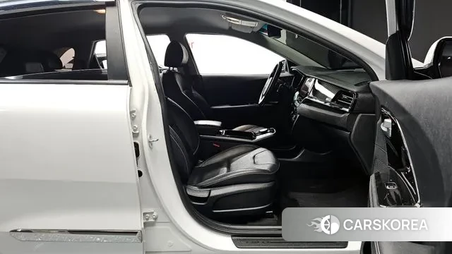 Kia Niro EV id 3635413 из Кореи 20